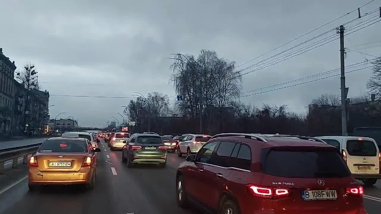 Выезд из харькова. Затор на дороге. Пробки в Киеве. Пробки в городе. Пробки на выезде из Киева.