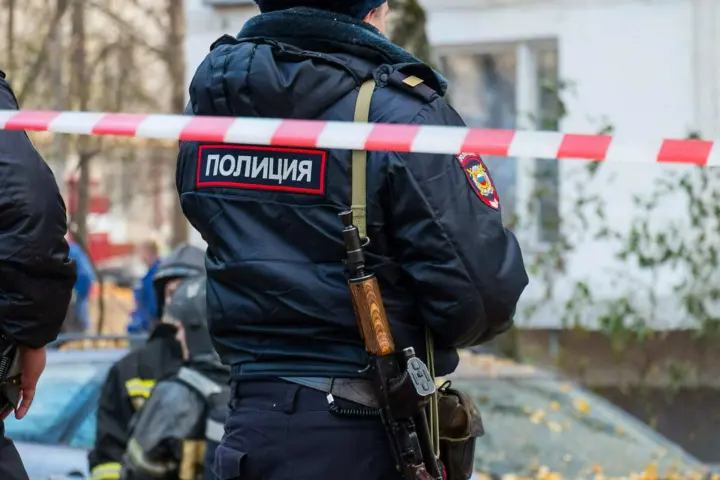 В Санкт-Петербурге полицейскими застрелен мужчина, которого приехали спасать от суицида