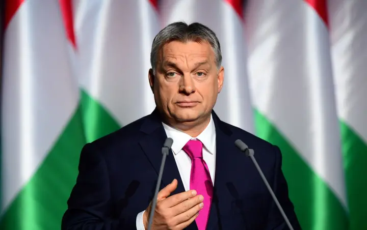 Орбан: Европа Готовится к Войне с Россией