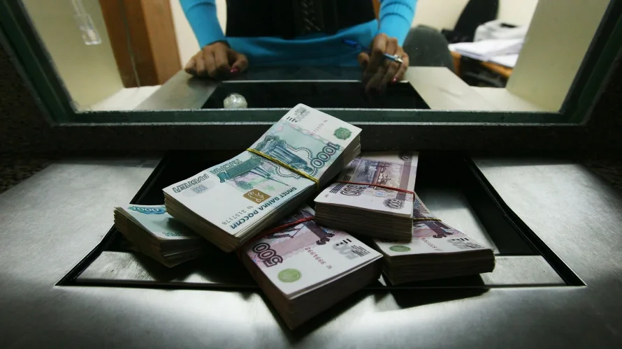 Россиянам объяснили, каким будет налог на доходы по вкладам в 2025 году