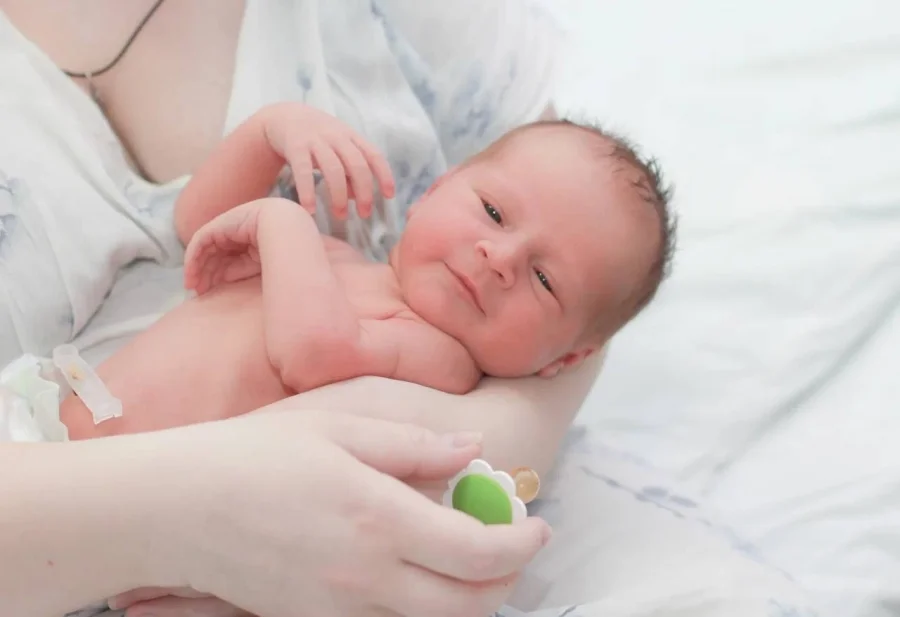 Путин утвердил право на пенсию для детей, рожденных после смерти отца