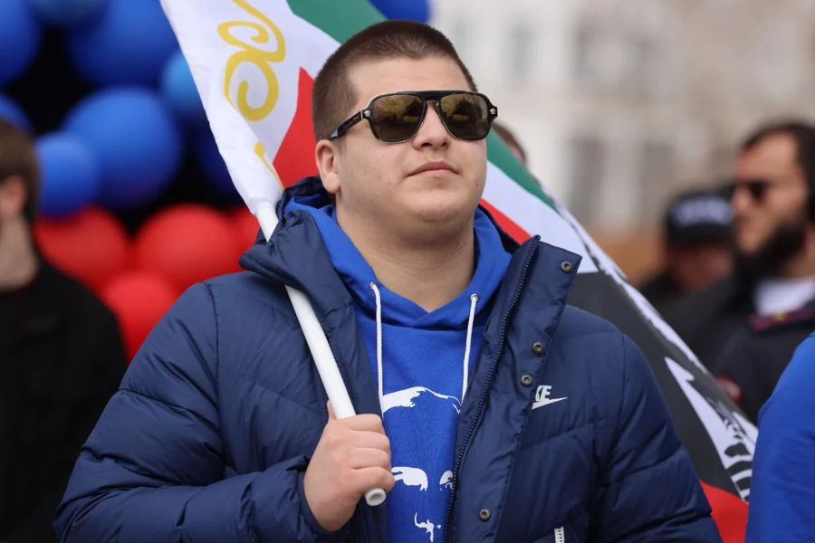 Интрига в Грозном: куда исчез Адам Кадыров после сообщений о ДТП?