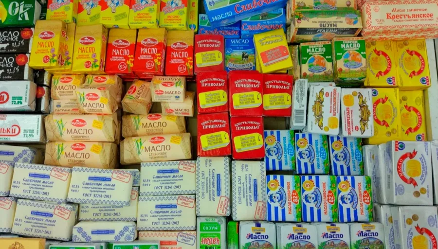 Продажи сливочного масла в России резко сократились: покупатели экономят и меняют привычки