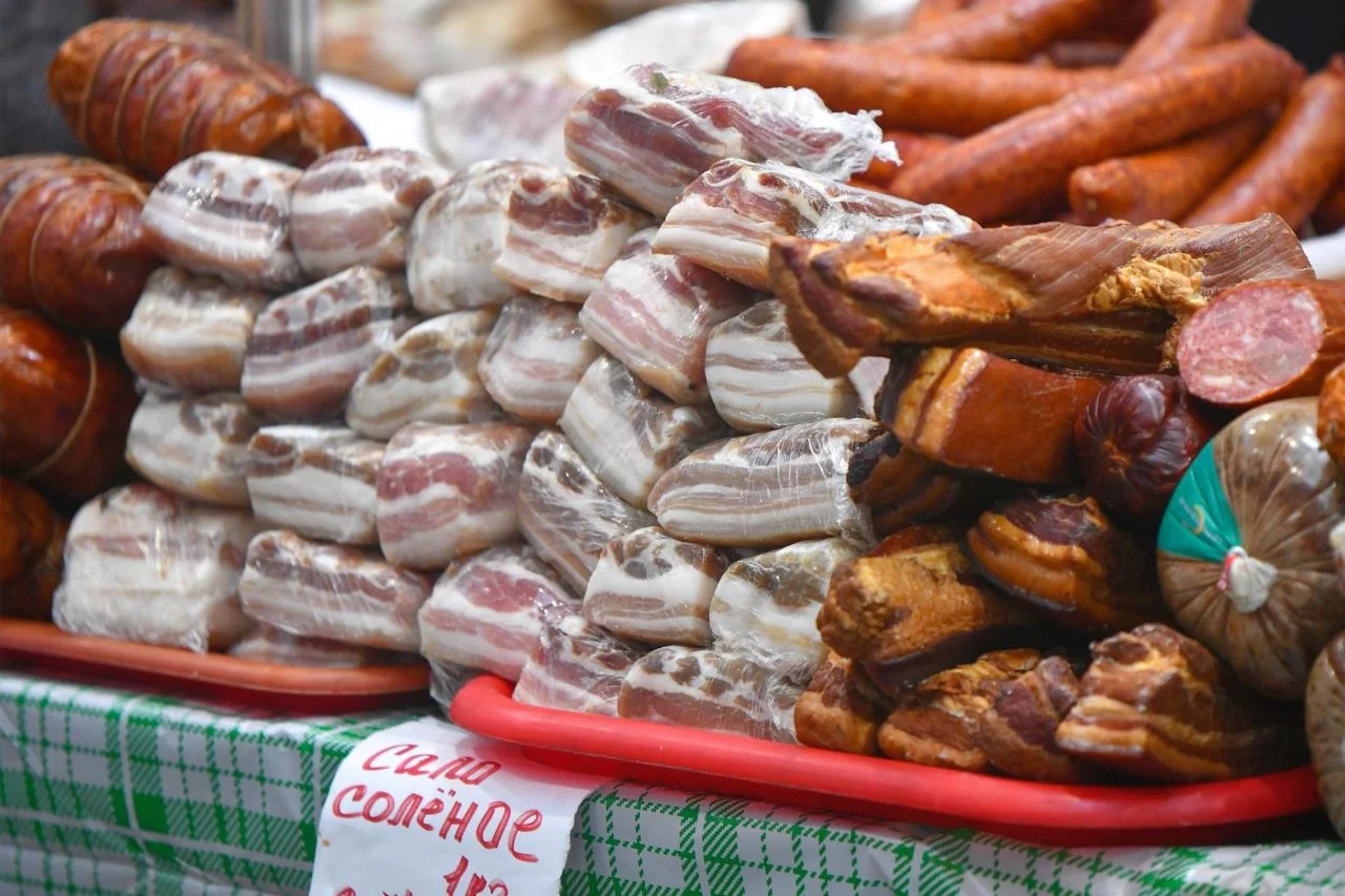 Сало — соседям: Белоруссия забирает 80% российского экспорта шпика