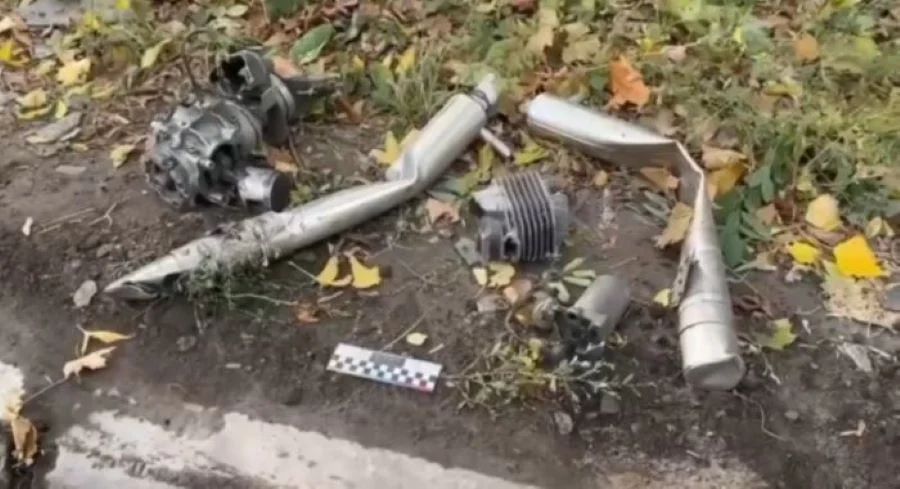 Массированная атака БПЛА на Ростовскую область 1 апреля: десятки дронов сбиты, повреждены дома и транспорт