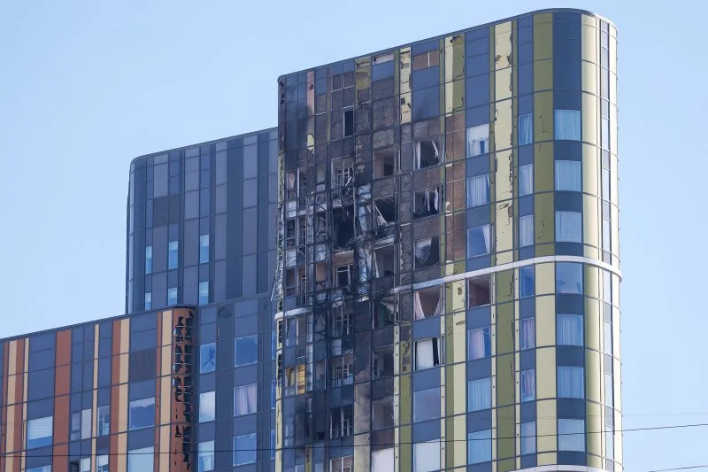 Взрывы в Екатеринбурге 25 апреля 2026 года: что известно об атаке беспилотника и последствиях для города