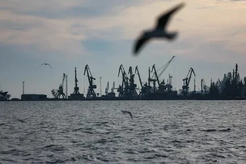 Взрывы в Таганроге сегодня, 10.07.2026: стали известны первые подробности, что случилось в Ростовской области в ночь на пятницу