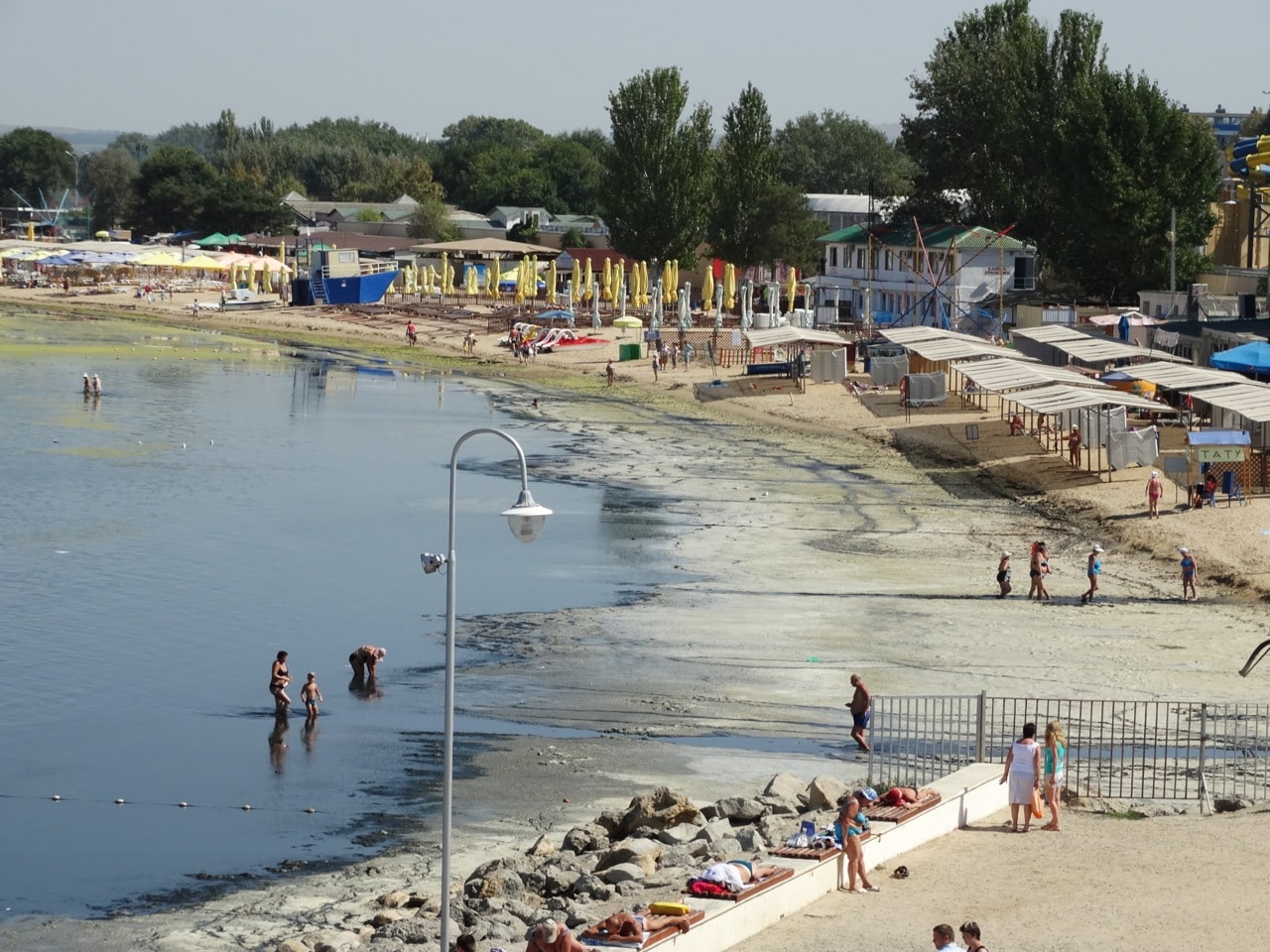 Какие пляжи на Черном море закрыты для купания сейчас: последние новости