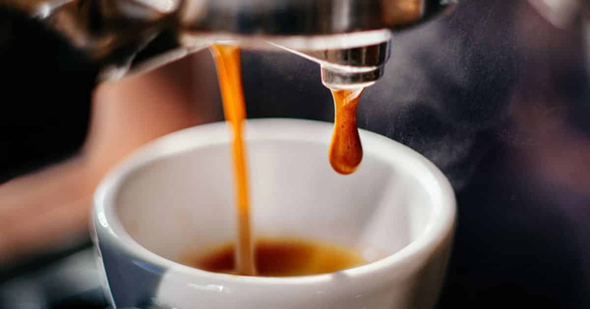 Сколько кофе можно выпить за сутки без опасений за здоровье: советы диетологов