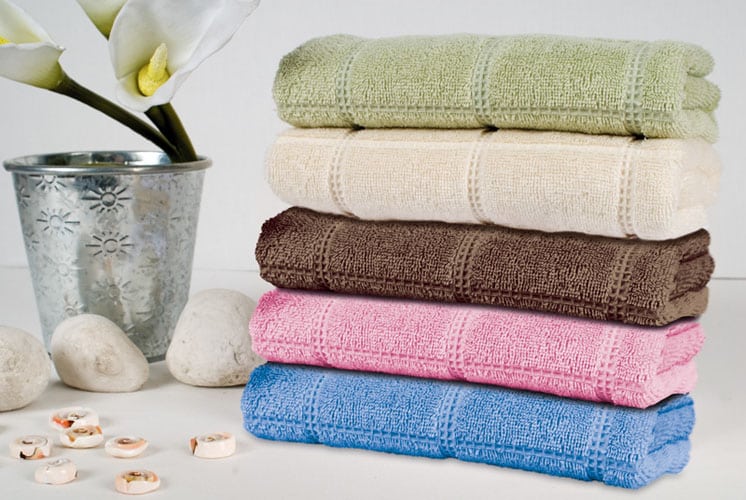 Дарить полотенце на день рождения можно или нет: в каких случаях можно и нельзя дарить полотенца
