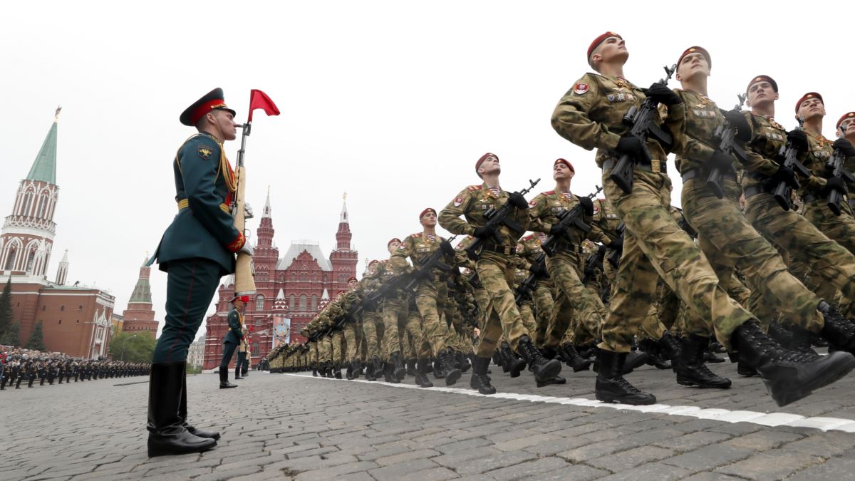 Путин назначил Парад Победы в Москве на 24 июня 2020 года, а "Бессмертный полк" на 26 июля