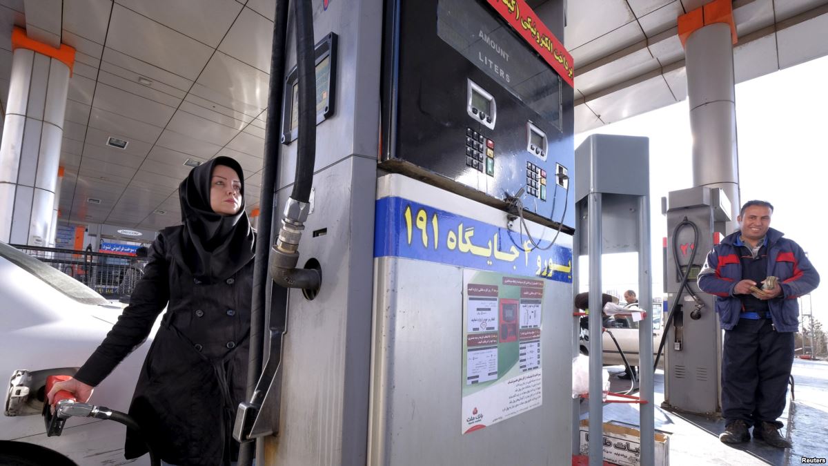 В каких странах самый дешевый бензин? На каком месте Россия по ценам на топливо