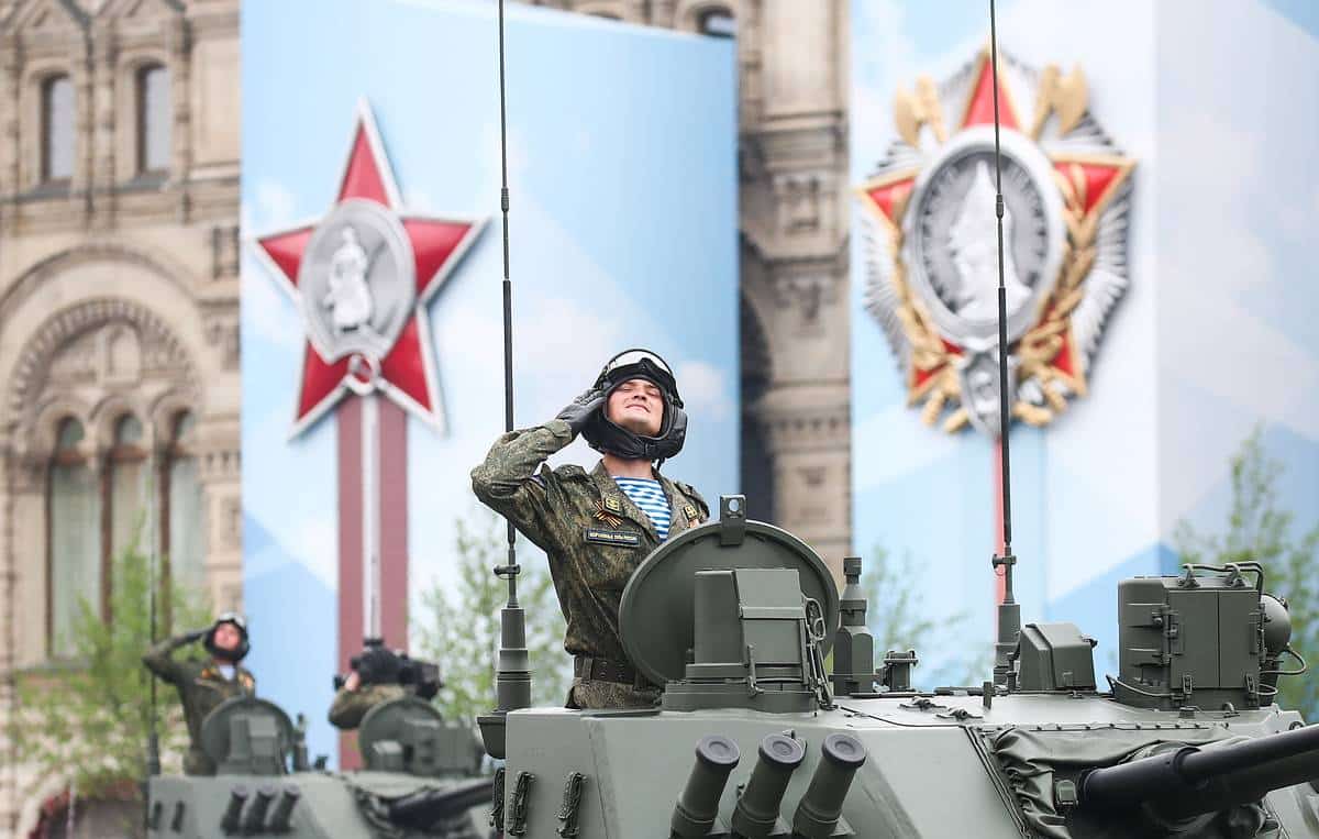 Парад Победы перенесенный 24 июня 2020 года пройдет не по всей России