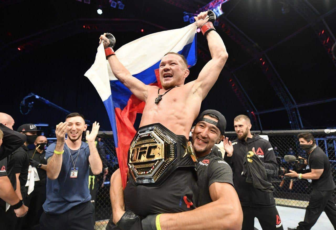 Вероятность завершения карьеры Хабиба Нурмагомедова: продолжение выступлений в UFC