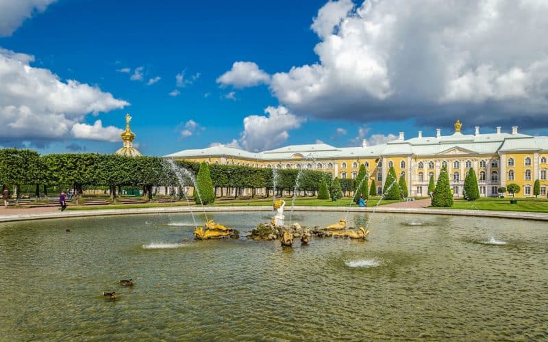 Закрытия фонтанов в Петергофе в 2020 году пройдет без зрителей