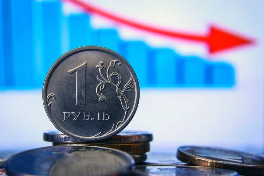 Экономическая ситуация в России стабильная, по оценке некоторых экспертов
