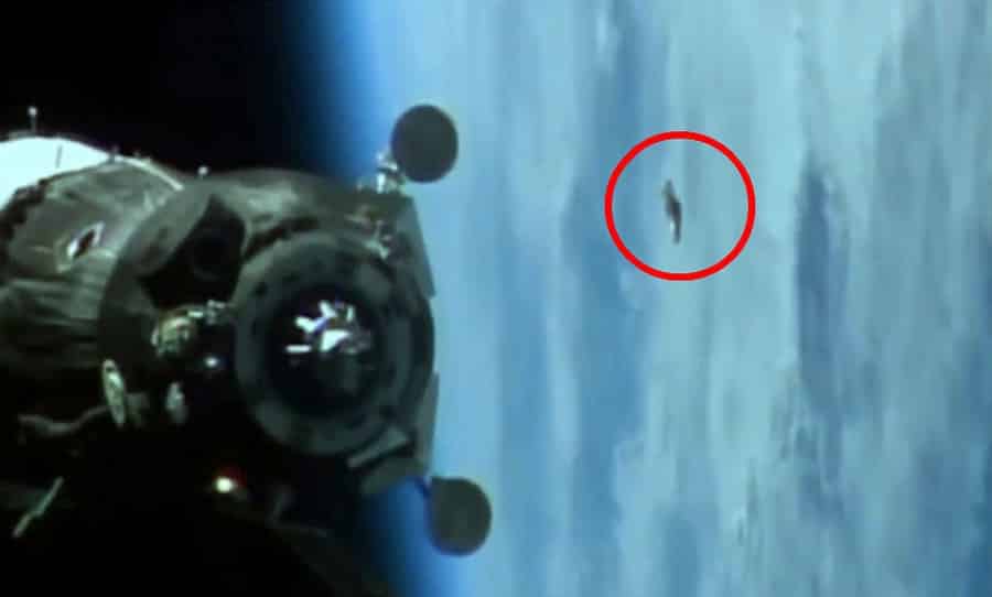 Российский астронавт сделал снимок загадочного объекта на орбите