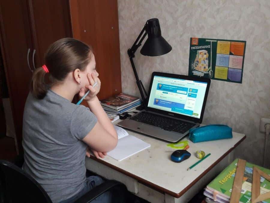 Часть российских школ закрылись на карантин