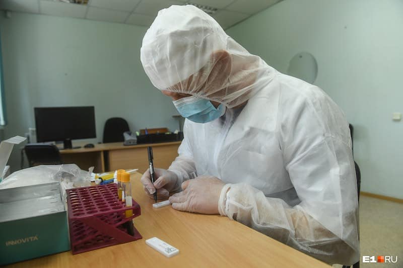 Что ожидать от коронавируса в России, рассказал профессор вирусолог