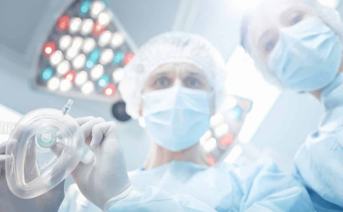 Миф о сокращении жизни после наркоза опровергли анестезиологи