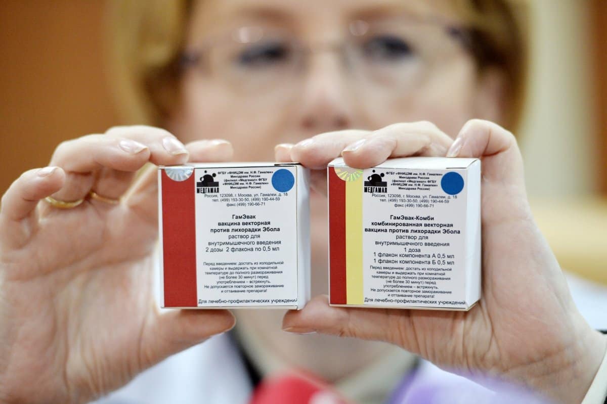 Кремль анонсировал на декабрь 2020 года начало массовой вакцинации россиян от COVID-19