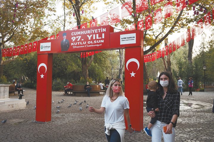 Отдых в один конец: за три месяца в Турции от коронавируса умерли 11 россиян
