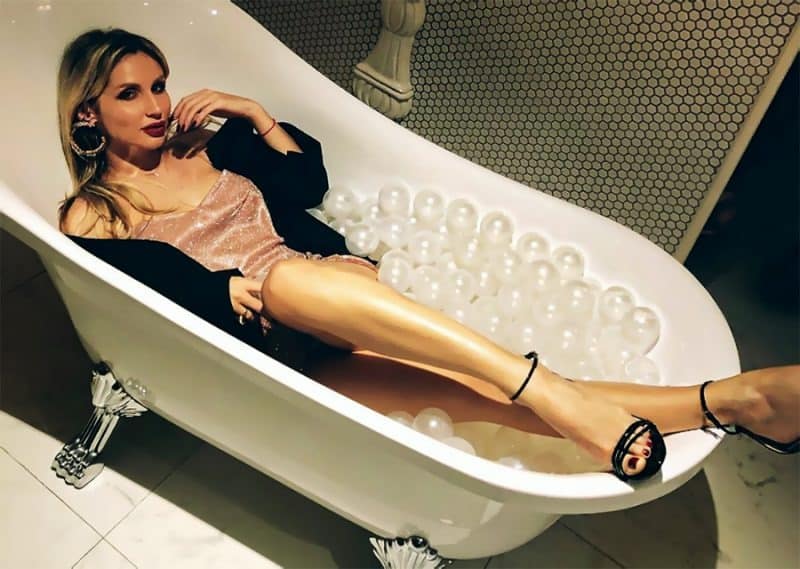 Скандал из-за ванны устроила Лобода на вручении «Золотого граммофона»