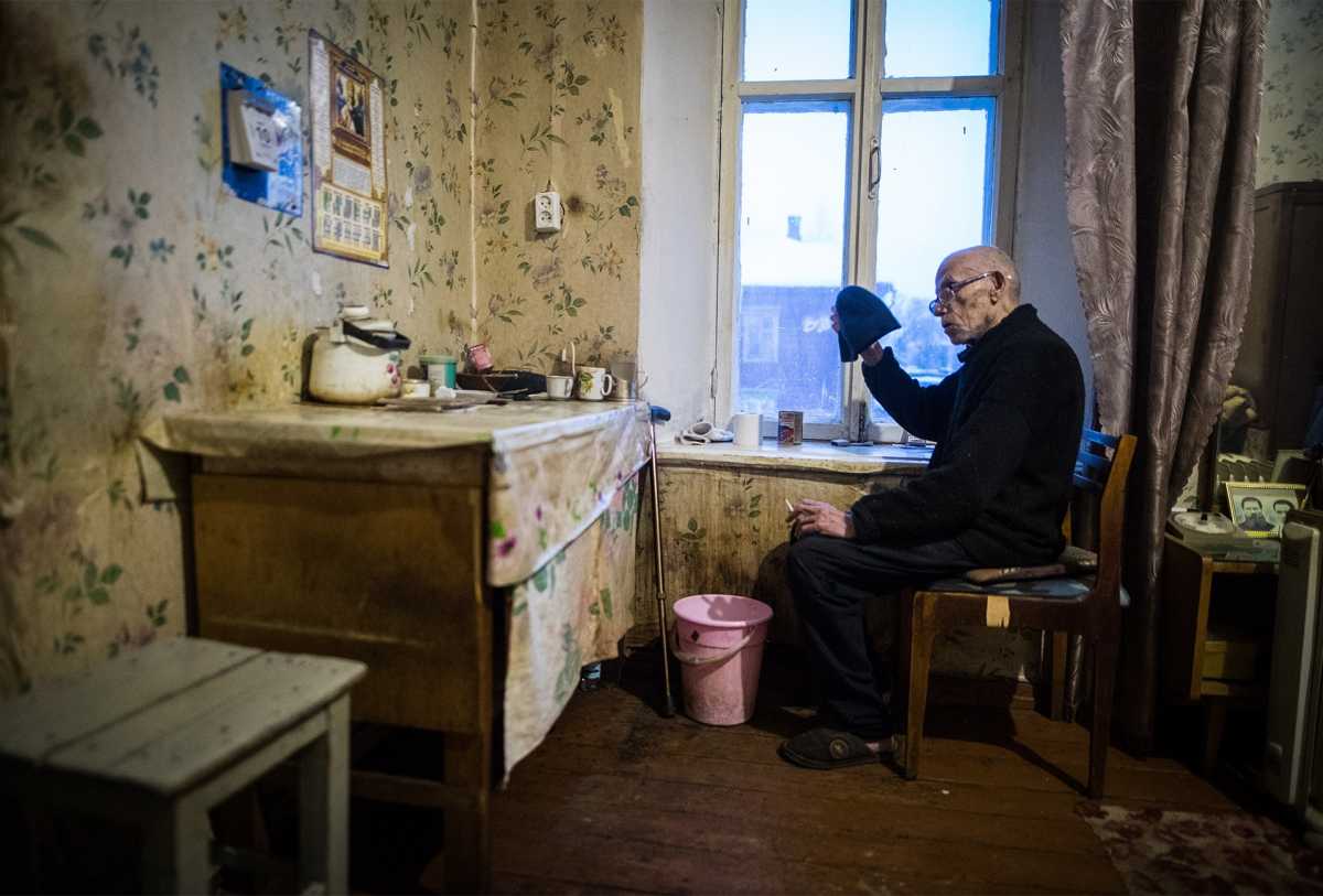 Почти треть жителей России считают себя бедными