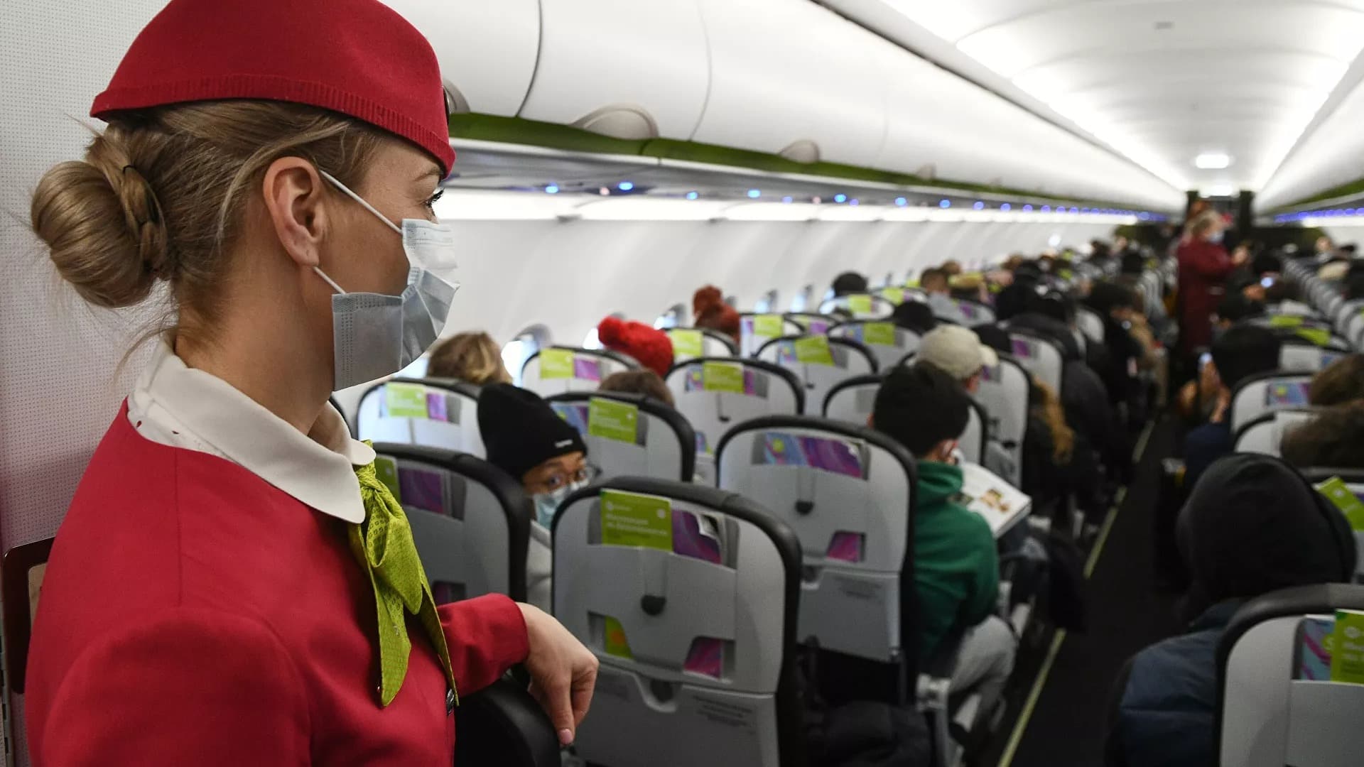 Есть ли риск заразиться коронавирусом в самолете