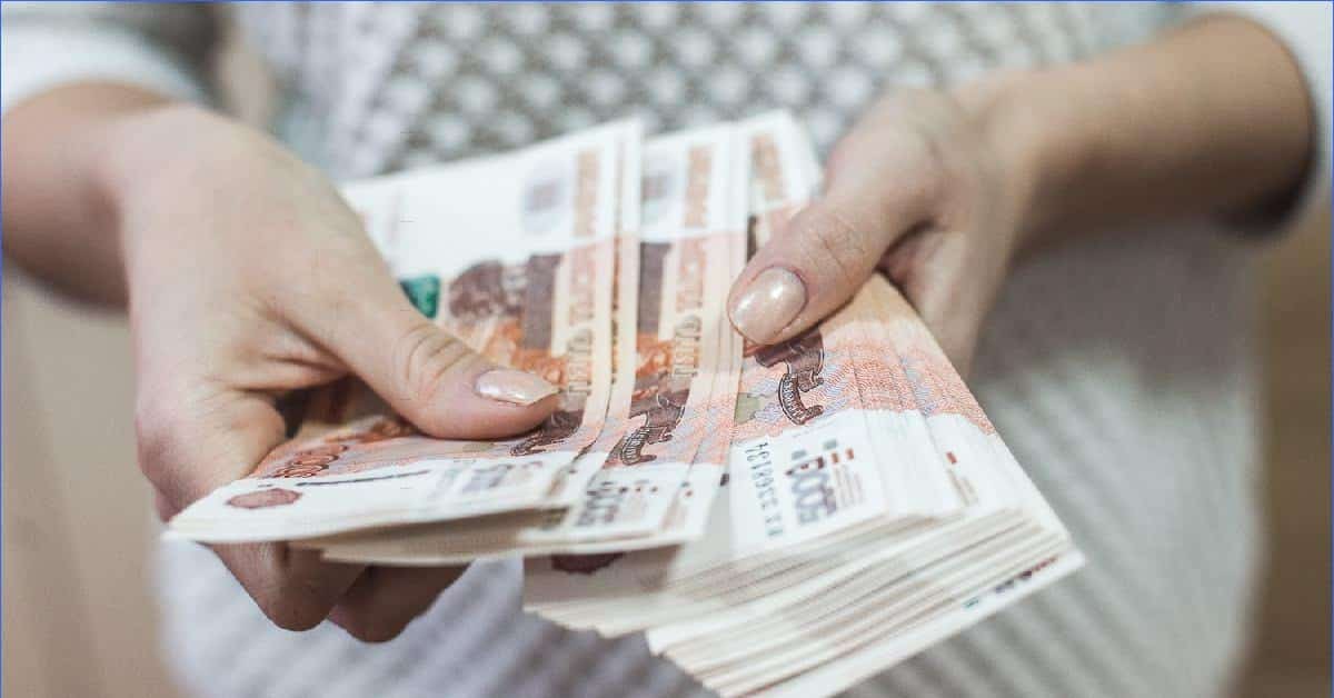 Россияне сократили накопления на депозитных счетах в банках