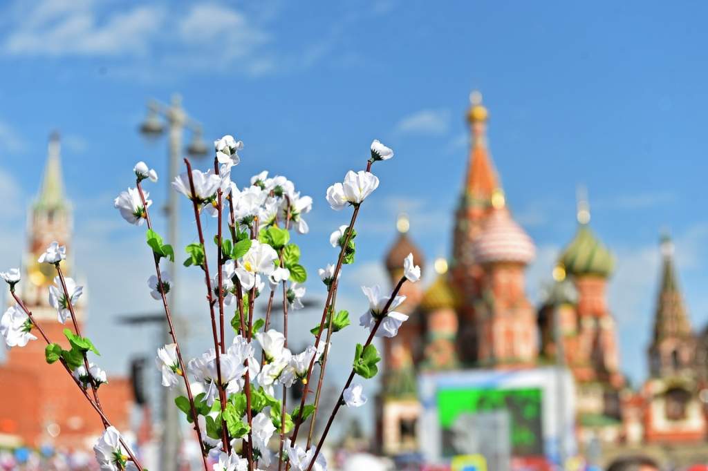Жару до плюс 30 обещают в Москве метеорологи после майских праздников