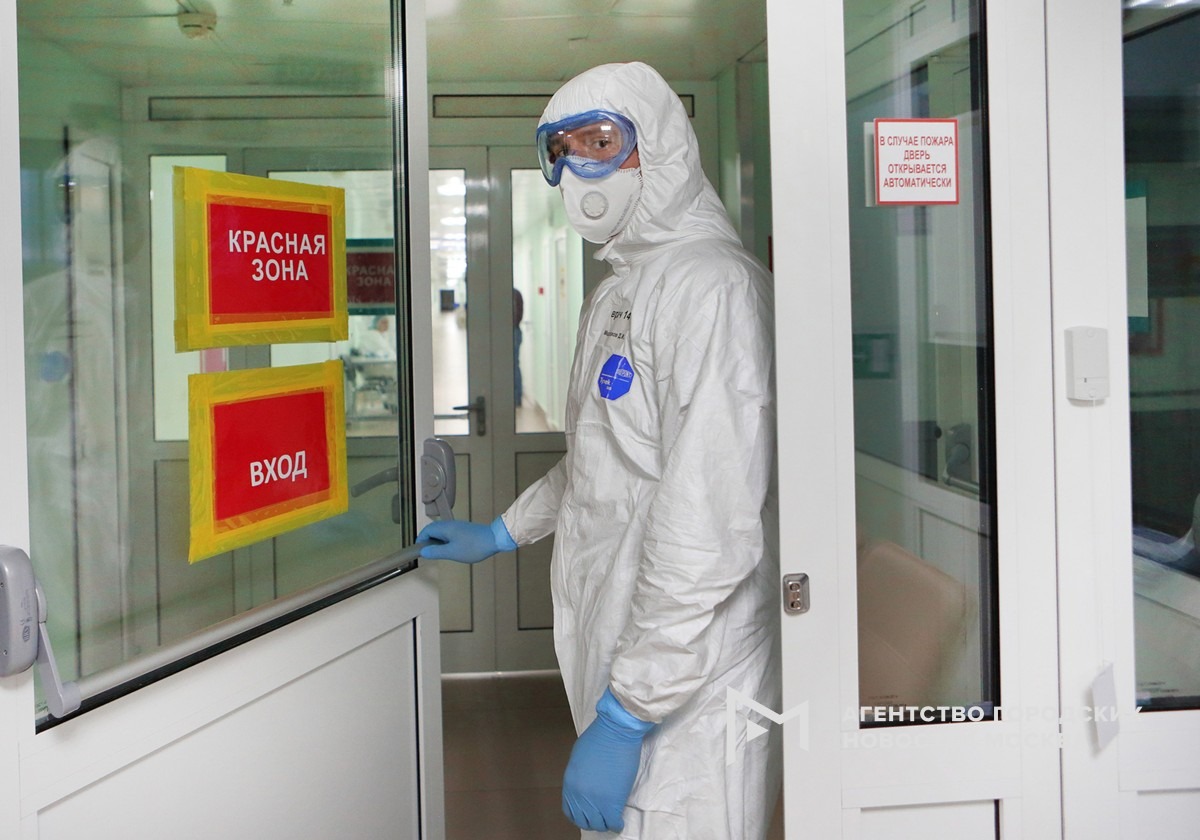 Ограничения с 6 декабря могут ввести в ряде регионов России из-за ситуации с коронавирусом