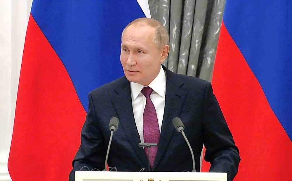 Россия официально признает ДНР и ЛНР: обращение депутатов направлено президенту