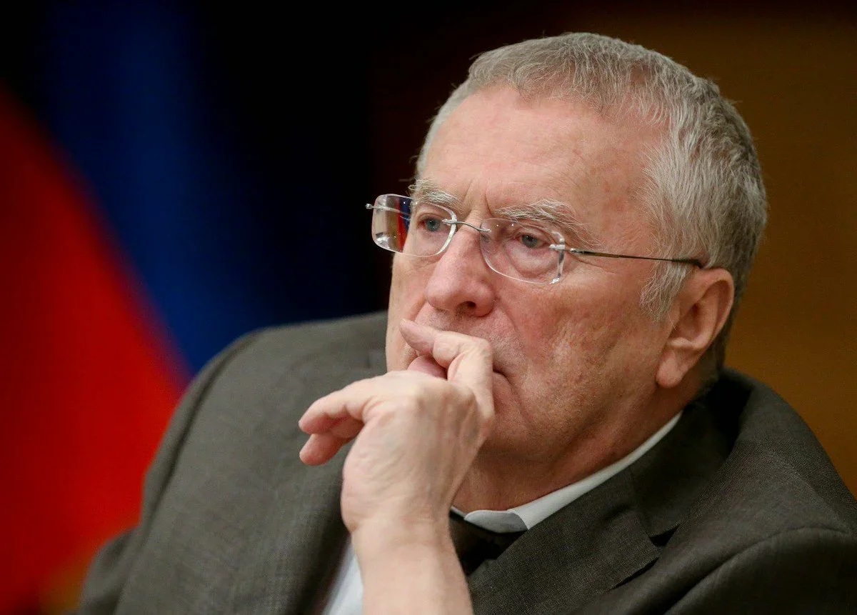 Вопрос о проведении операции Жириновскому, решают врачи