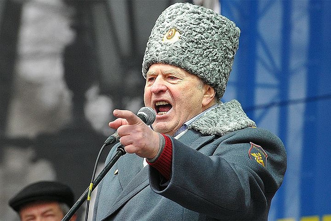 Жириновский идет на поправку, заявили в Госдуме